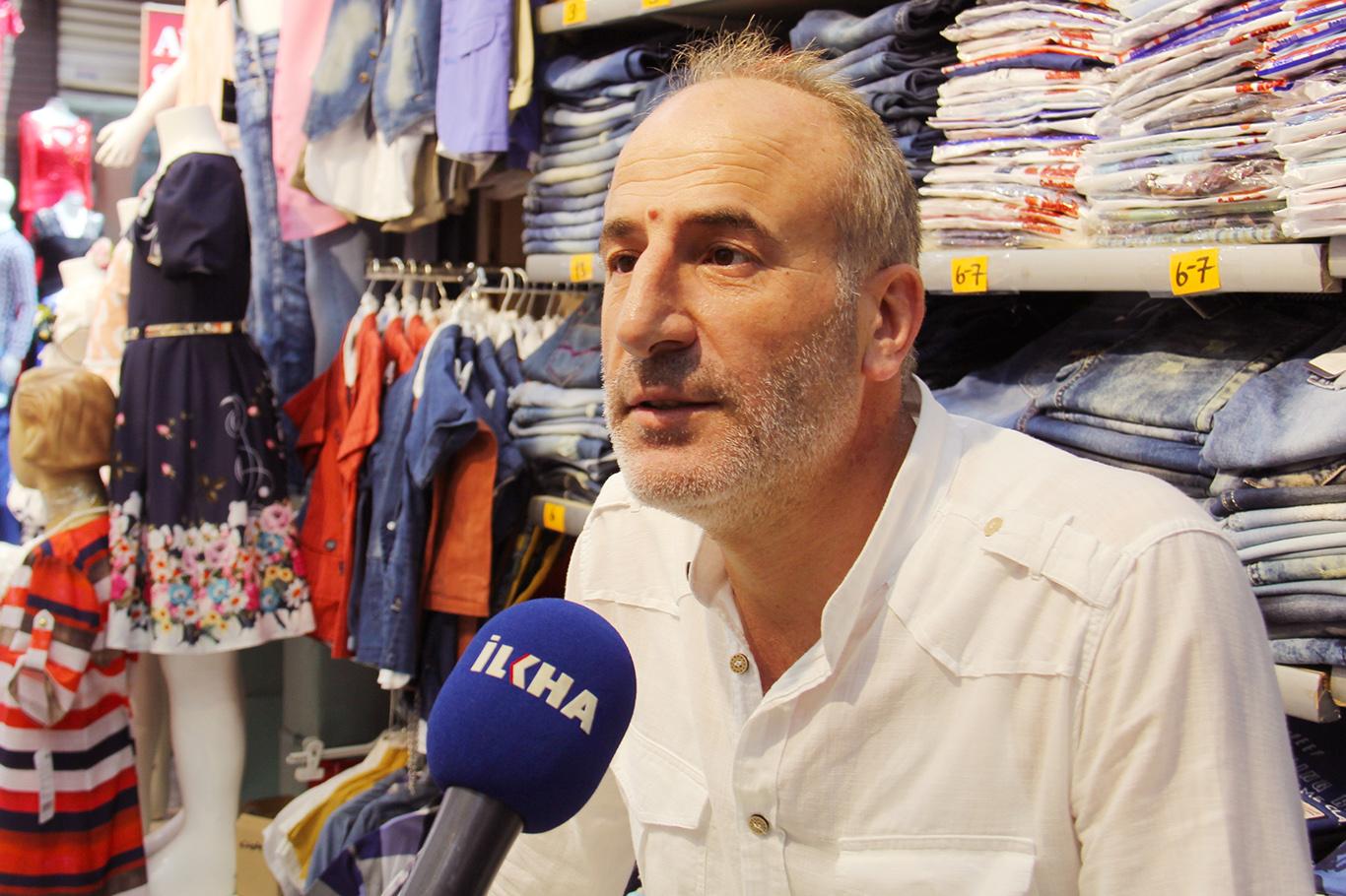 "Çocuklar bayramda 30 ile 100 lira arasında giydirilebilecek" "Çocuklar bayramda 30 ile 100 lira arasında giydirilebilecek"